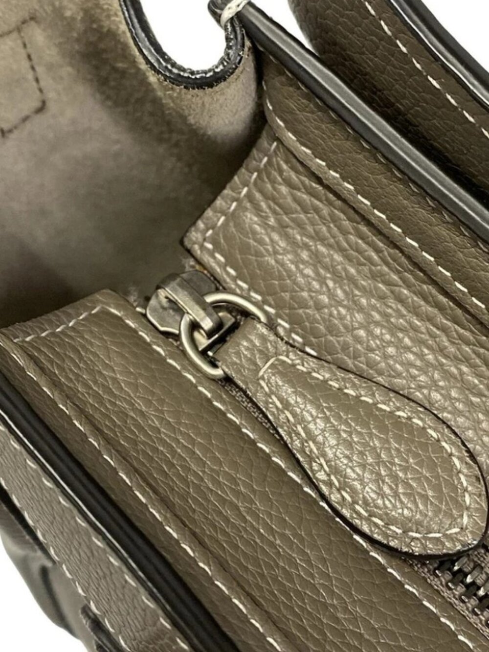 CELINE Luggage Nano Shopper Pickpocket (gray-beige) Drummed calfskin Handbag - Picture 10 of 15